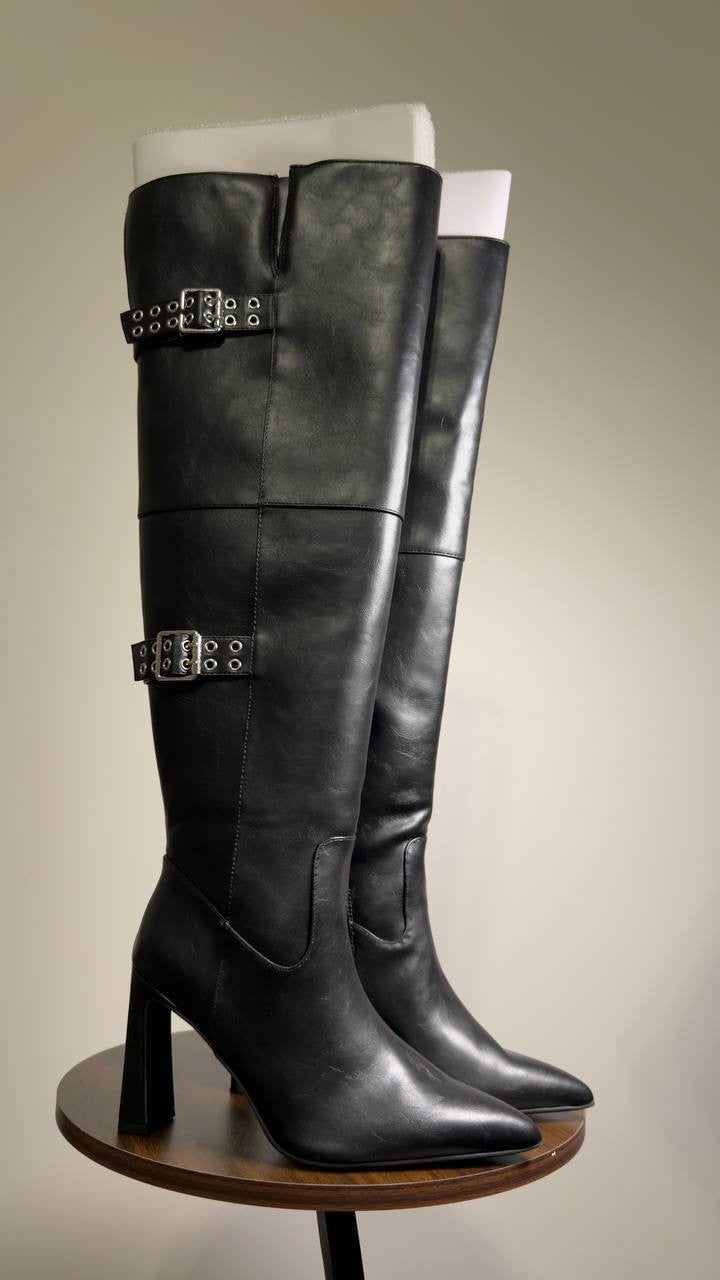 Wild  Pair  Over‑The‑Knee  Buckle  Boots  Black  Man‑Made  7M  New  $119.90