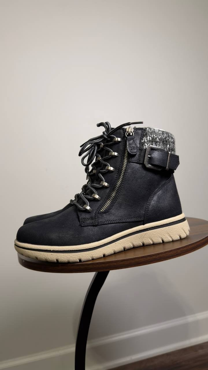 Cliffs  by  White  Mountain  Lace‑Up  Boots  Black  7.5  New  $89