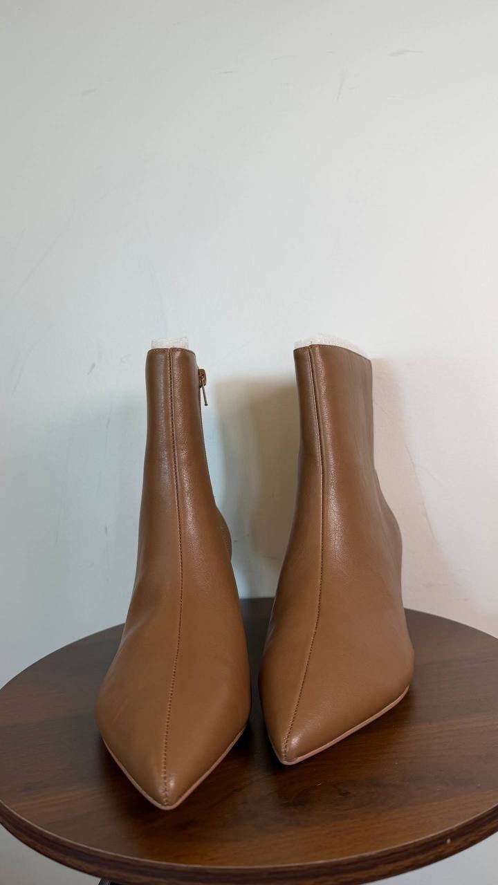 Journee Collection Arely Women’s Pointed Toe Booties Brown 10M Vegan Leather $10