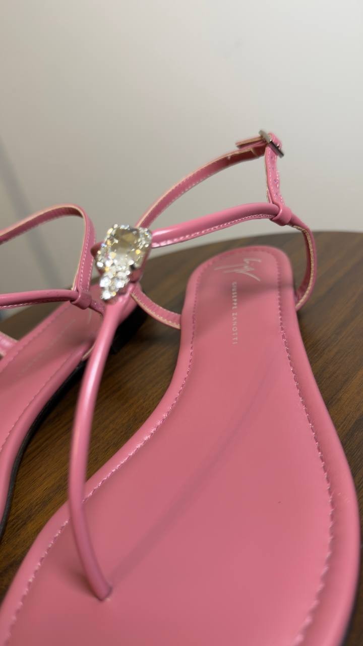 Giuseppe  Zanotti  Butterfly  Flat  Sandals  Neon  Pink  38.5  Pre‑owned