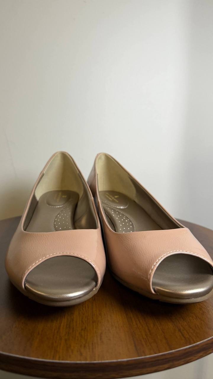 Bandolino Candra Peep Toe Low Wedge Dress Pumps Light Natural 9.5M NWB $79