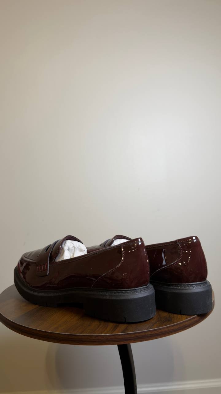 Clarks  Loafers  Burgundy  8.5W  New  $100