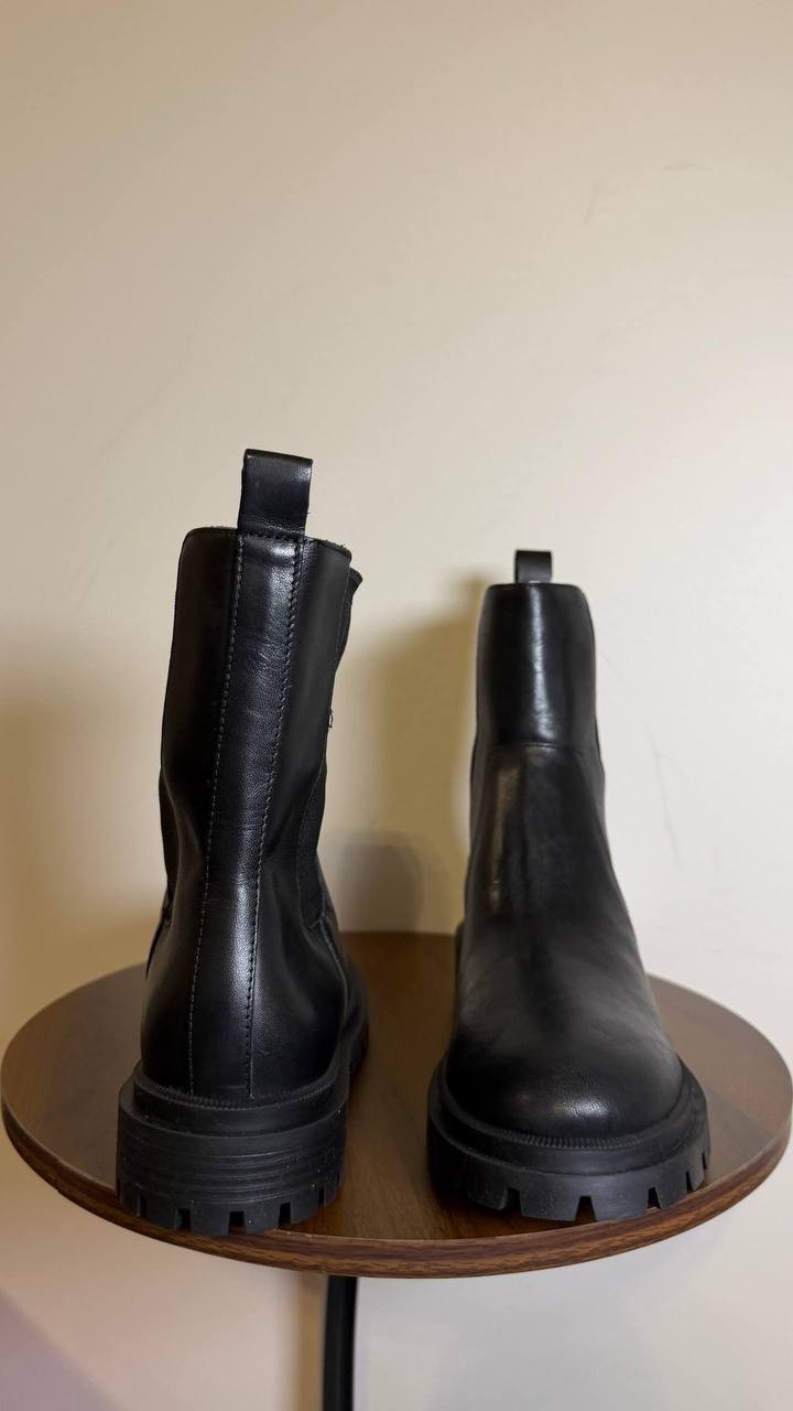 Arezzo Black Leather Boots 9B NIB MSRP $139