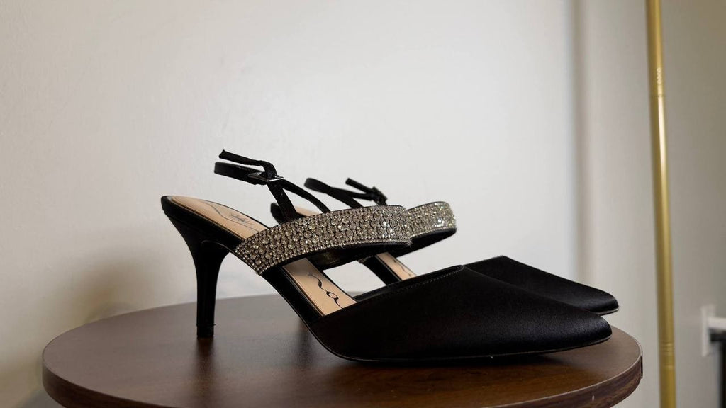 Nina Black Satin Slingback Pumps 8M New in Box $99