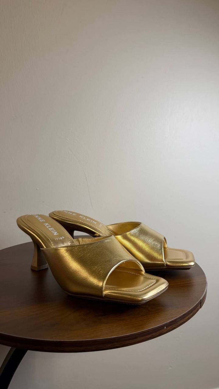 Anne Klein Jerilyn Sandals 7M Light Gold Slide Kitten Heel NIB msrp$89