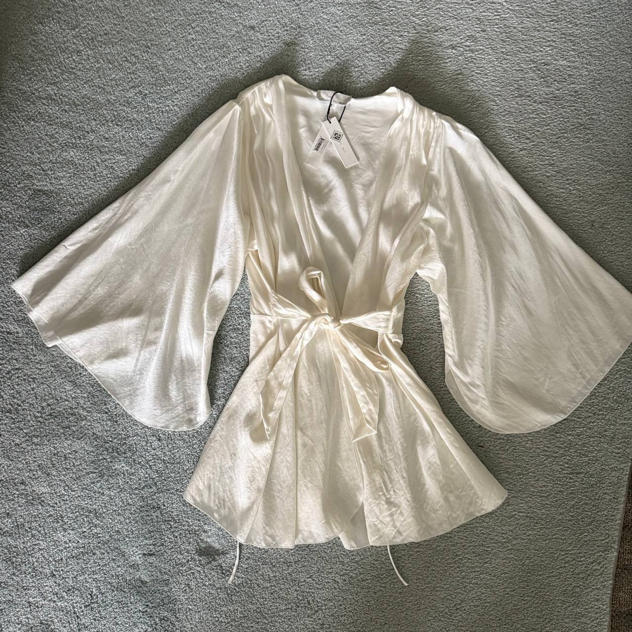 Fleur du Mal Embroidered Angel Sleeve Robe in Ivory – Size M/L – $445 Retail