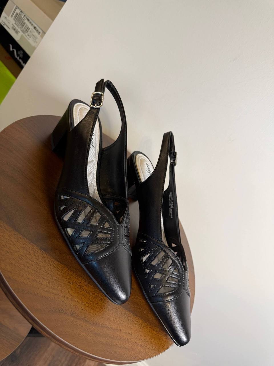 Easy Street Pumps – Black – Size 8.5M – Synthetic – New in Box