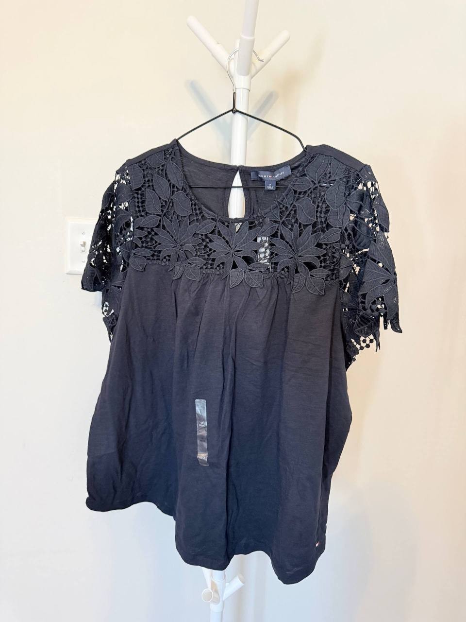 Tommy Hilfiger Lace‑Yoke Long‑Sleeve Blouse – Navy – Size 1X – NWT – $69.50