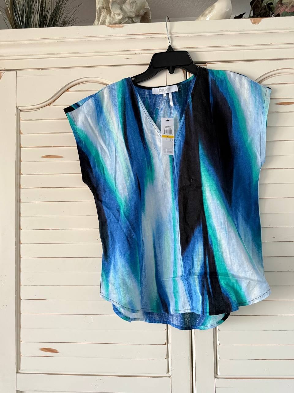 DKNY V-Neck Linen Top Caribbean Multi Size M NWT $69
