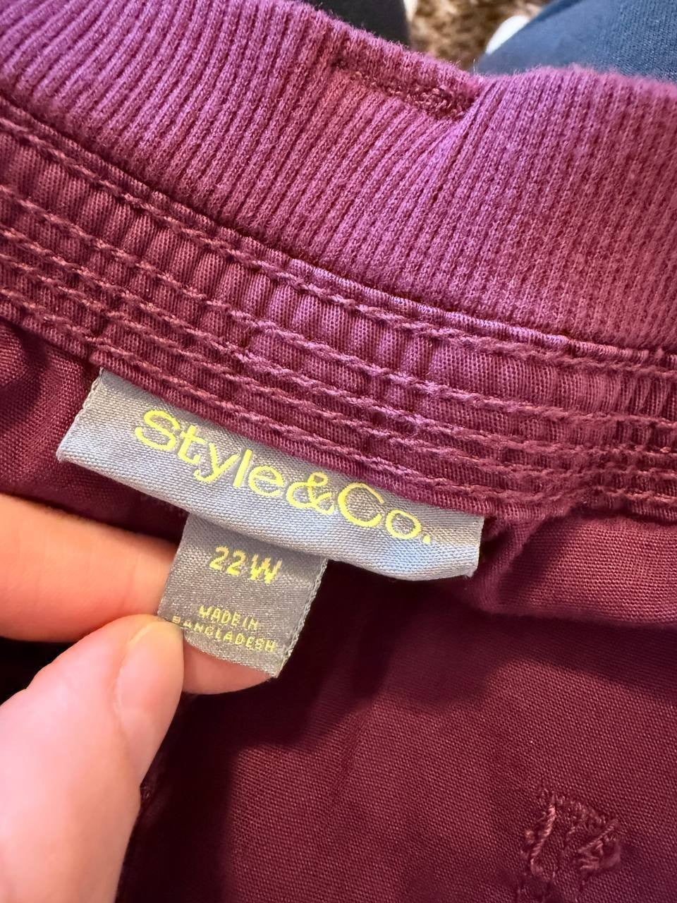 Style&Co Capri Pants – Size 22W – NWOT