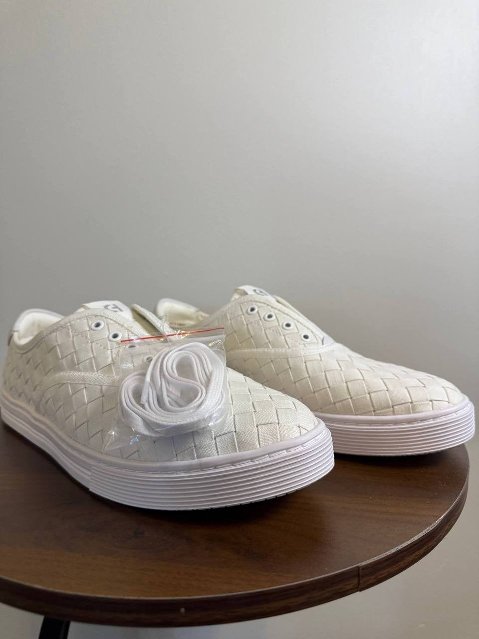 Cole Haan Women’s GrandPro Harbor Lace‑Up Sneakers – White – Size 9B –New in Box