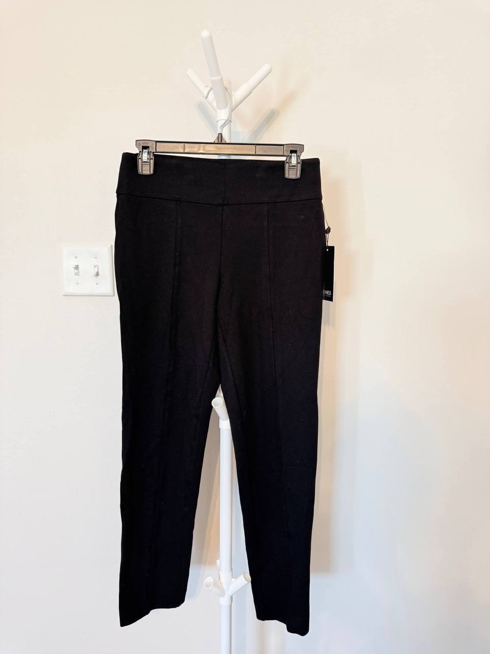Jones New York Compression Pull‑On Dress Pants – Black – Size S – NWT – $79.50