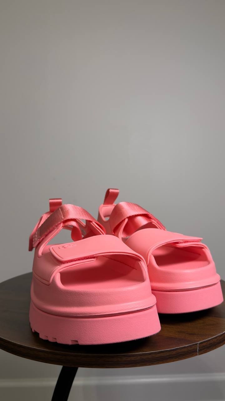 UGG  Sandals  Tropical  Pink  8  New  $100