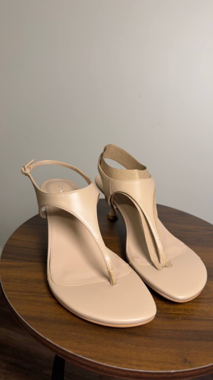 Calvin  Klein  Strap  Sandals  Light  Natural  9M  New  $99