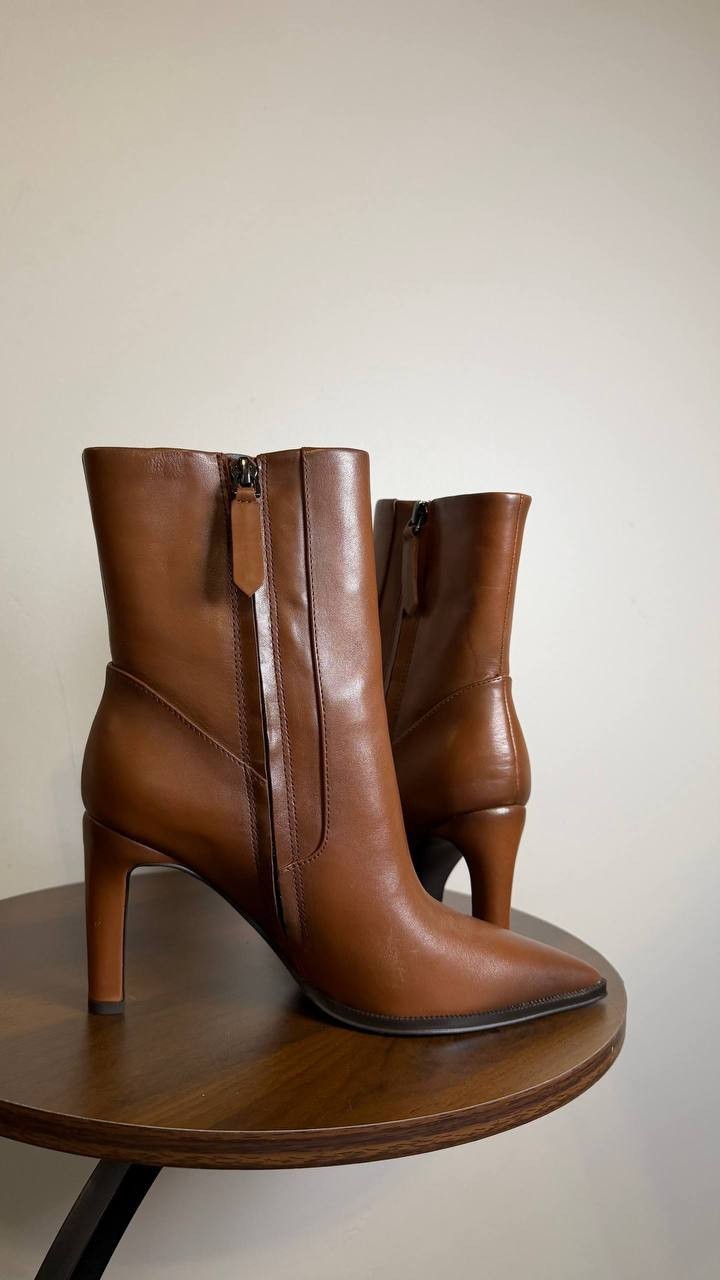 Franco Sarto Toe Dress Booties – Tobacco – Size 5M – MSRP $215