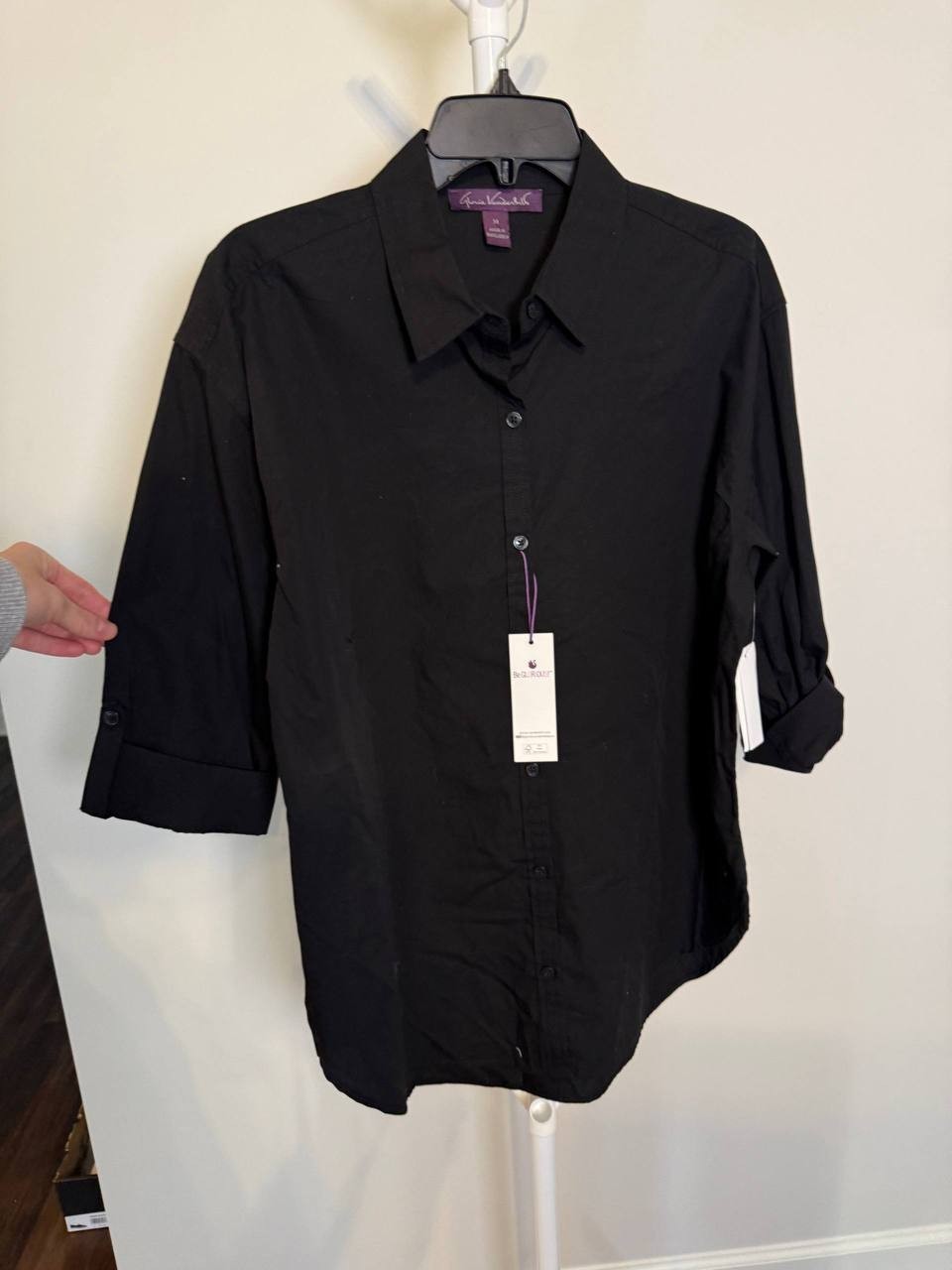 Gloria Vanderbilt Amanda Slim Shirt – Size M – NWT – $48