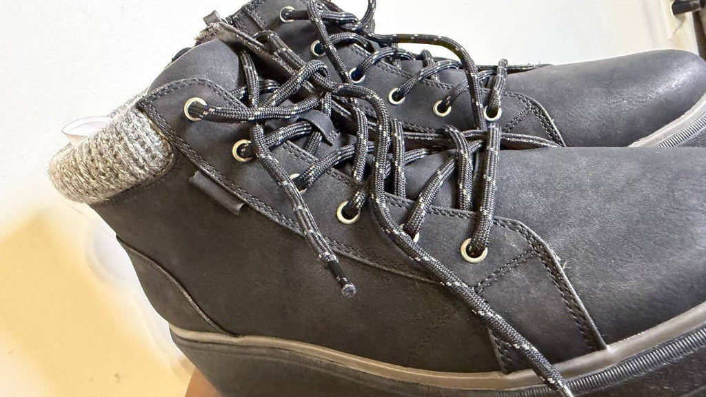 Dr. Scholl’s Nice Day Max Alpine Booties 11M Black Water‑Resistant NIB msrp$125