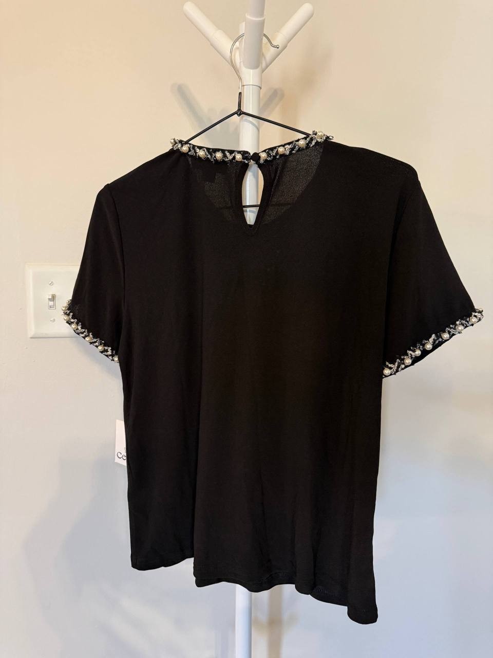 CeCe Faux‑Pearl Embellished T‑Shirt – Size S – Black– NWT – $59