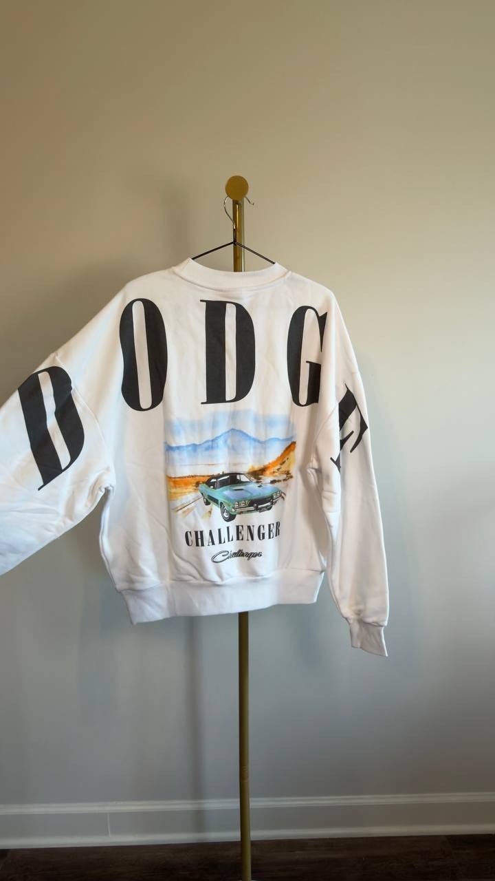 Dodge Challenger Crewneck Sweatshirt White M NWT $50