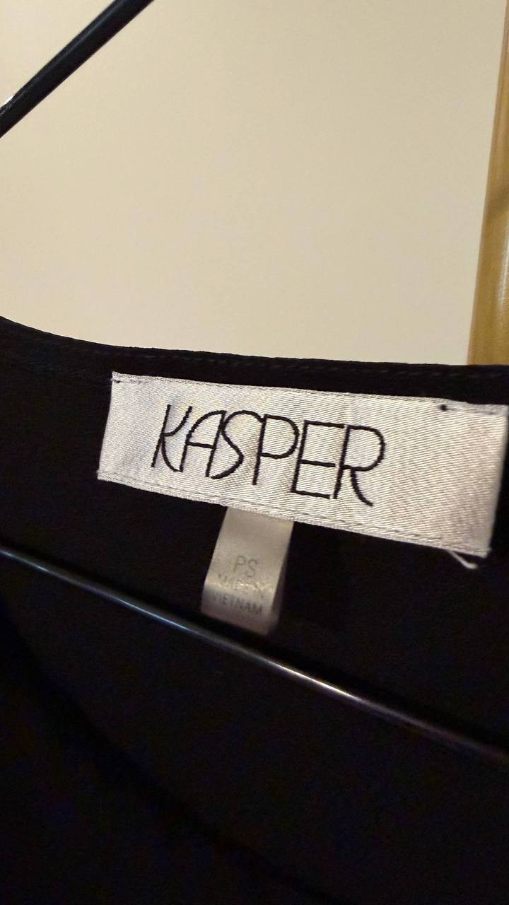 Kasper Black Cowl Neck Knit Top PS Pre‑Owned Classic Everyday Style msrp$49