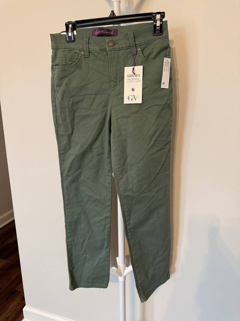 Gloria Vanderbilt Petite Amanda High‑Rise Blue Jeans – Size 4PS – NWT –MSRP$48