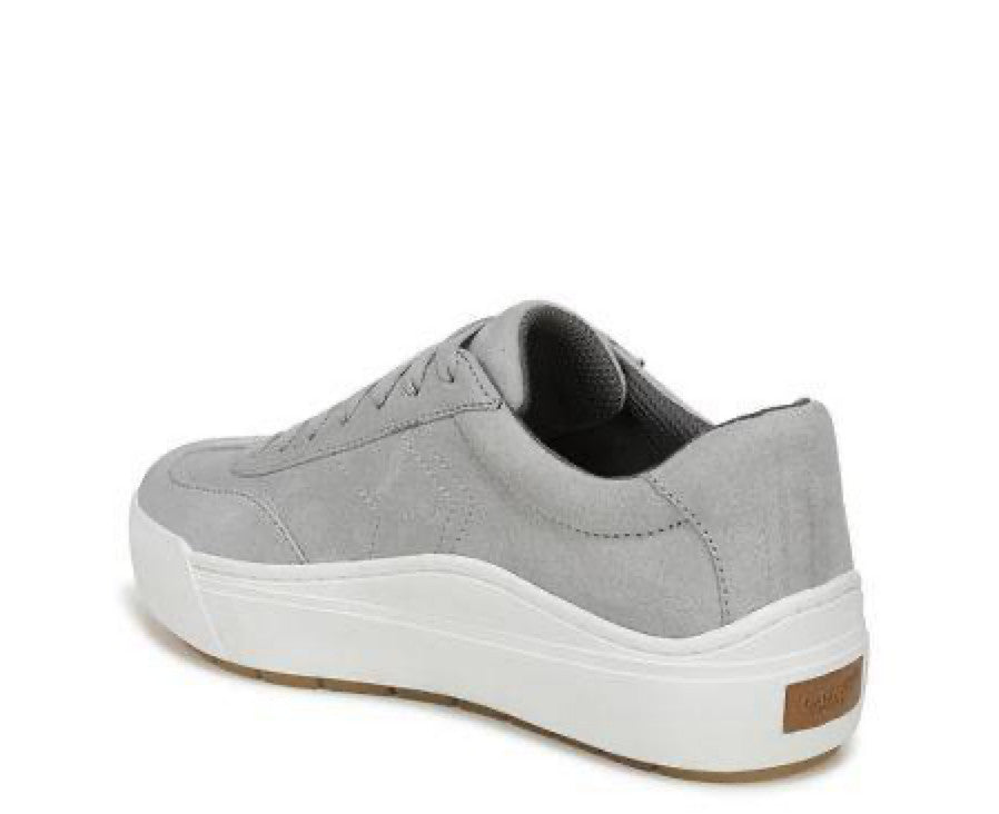 Dr. Scholl’s Time Off Win Sneakers 8.5M Grey Faux Leather Lace‑Up NIB msrp$110