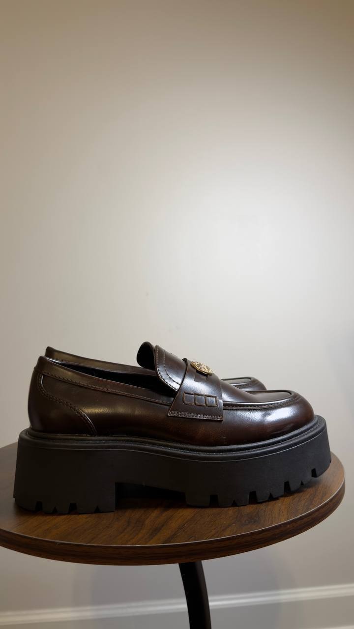 Madden Girl  Loafers  Brown  6  New  $59