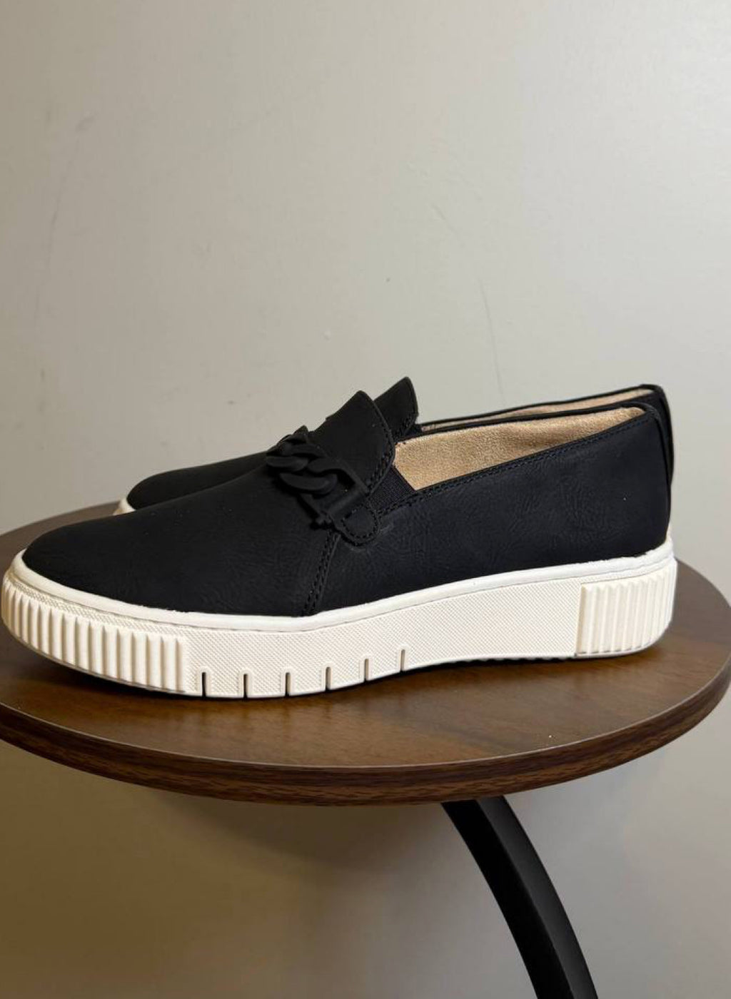 Naturalizer Trish Sneakers 6.5M Black Faux Leather Slip‑On Comfort NIB msrp$110