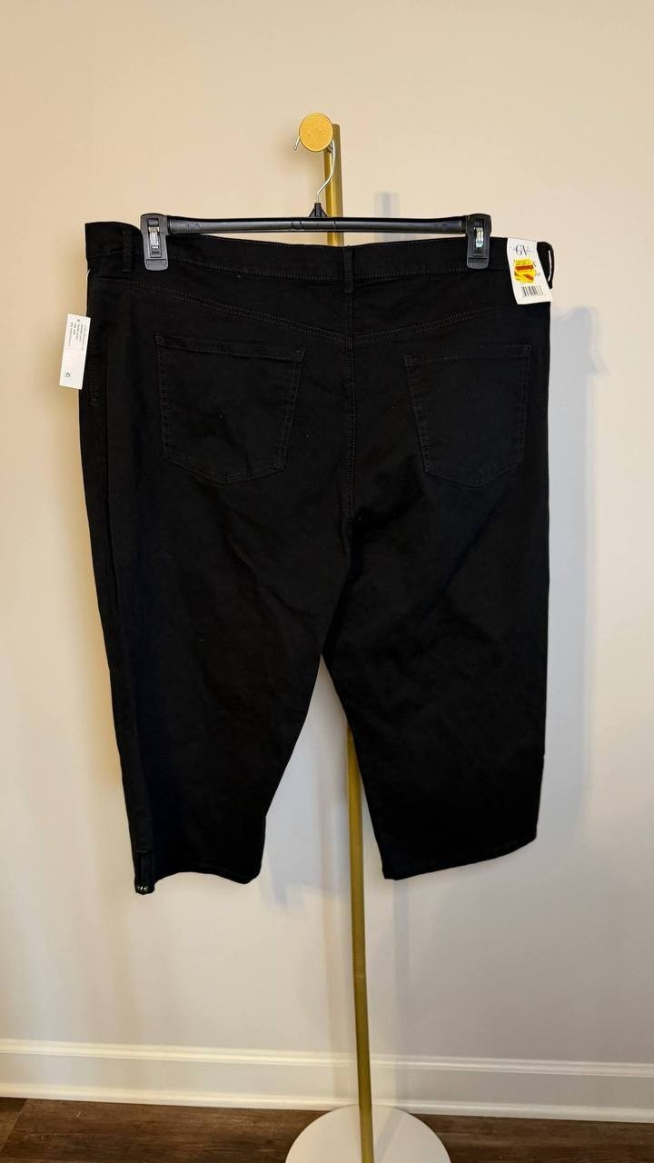 Gloria Vanderbilt Plus Size Amanda Capri Jeans Black 22W NWT $50