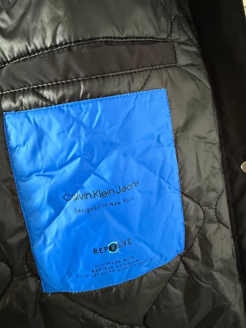 Calvin Klein Jeans Women's Quilted Jacket Black - Full Zip, Regular Fit