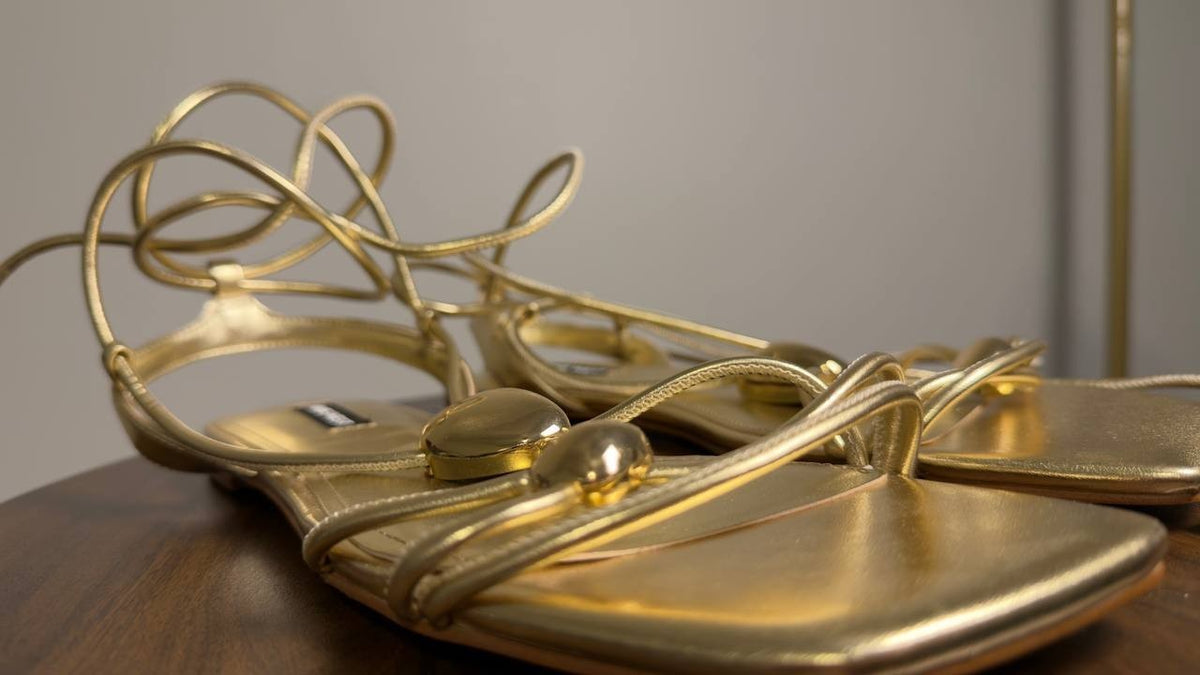 Nine  West  Niraa  Ankle  Wrap  Flat  Sandals  Gold  10  M  NWT  $85