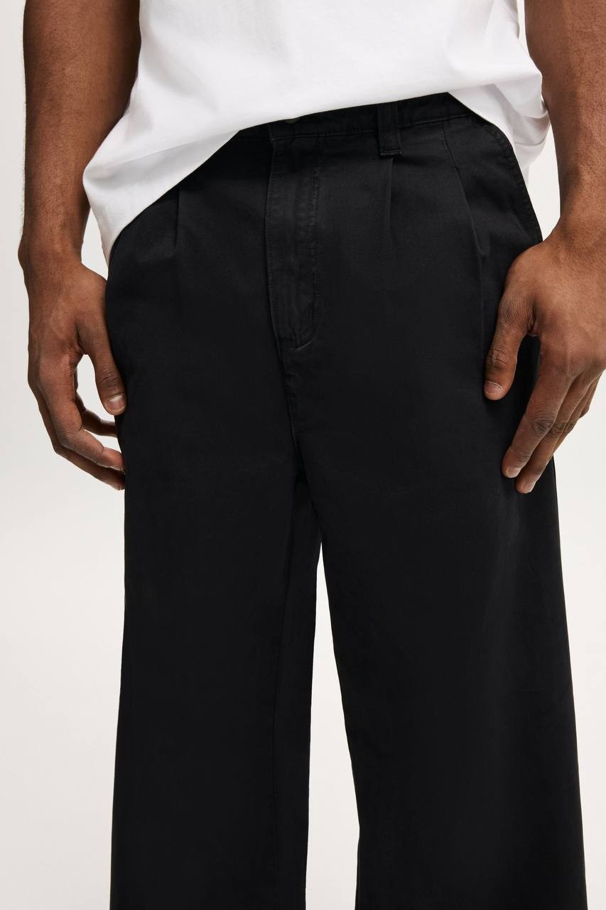 Cotton On Men’s Super Baggy Pleated Pant Black 28 $69.99 NWT