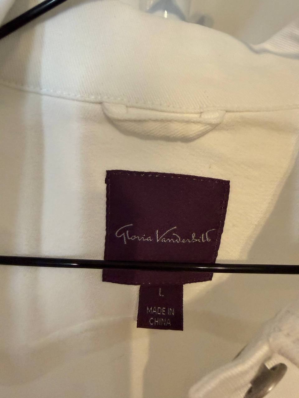Gloria Vanderbilt Women’s Jean Jacket – Size L – NWOT – $75