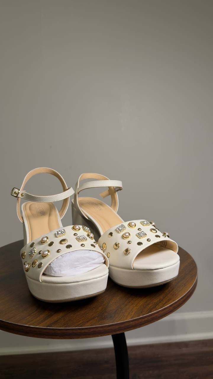 Reaction  by  Kenneth  Cole  Platform  Sandals  Ivory  8.5M  New  $99
