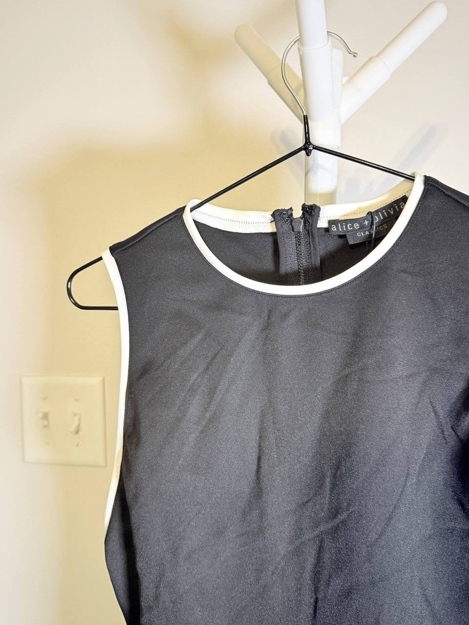 Alice + Olivia “Edris” Sleeveless Mini Dress –Black– Size 2 – NWT – $295