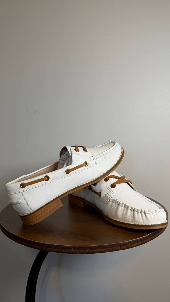 Giani Bernini Lylaa Loafers 7.5M White Leather Boat Shoe Slip‑On NIB msrp$99.50