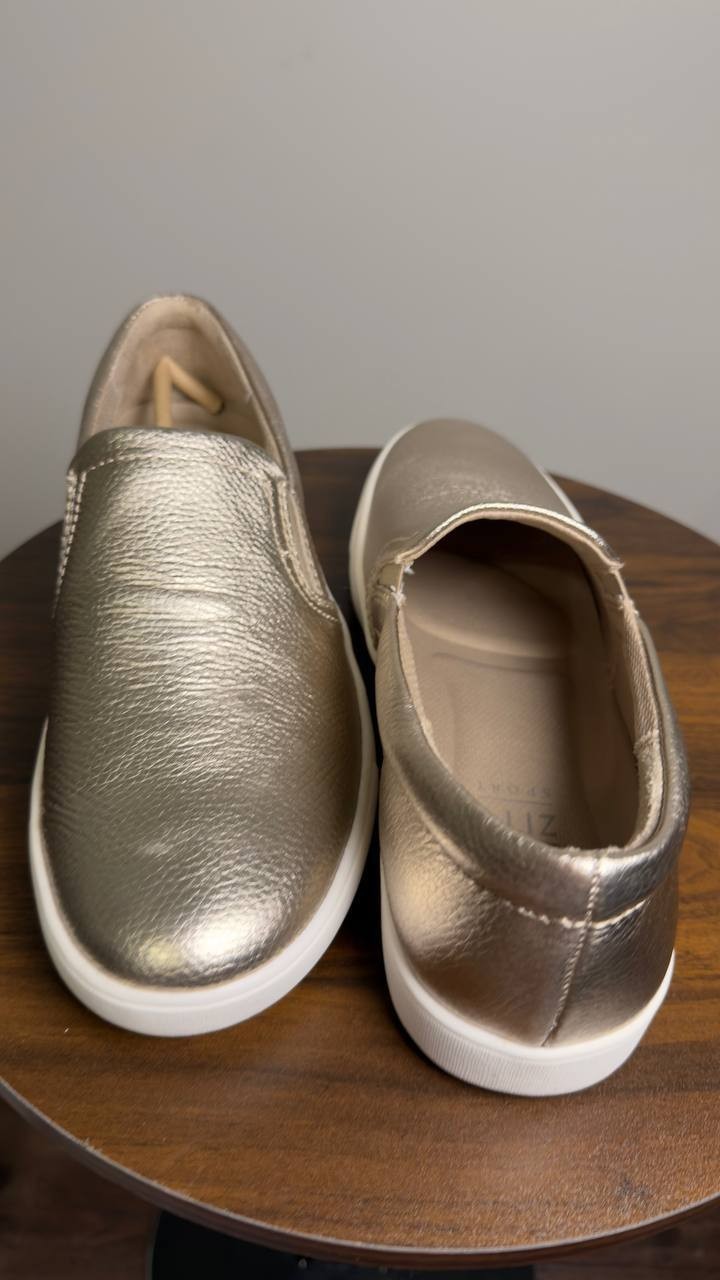 Naturalizer  Slip‑On  Sneaker  Silver  Man‑Made  9.5W  New  $99