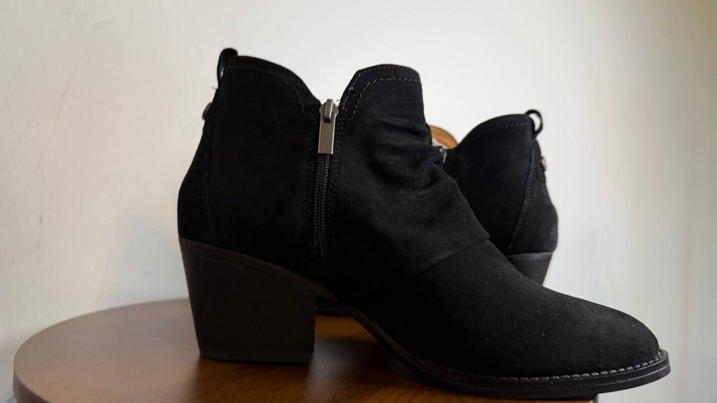 Earth Chandy Booties 10M Black Suede Ruched Almond Toe Block Heel NIB msrp$169