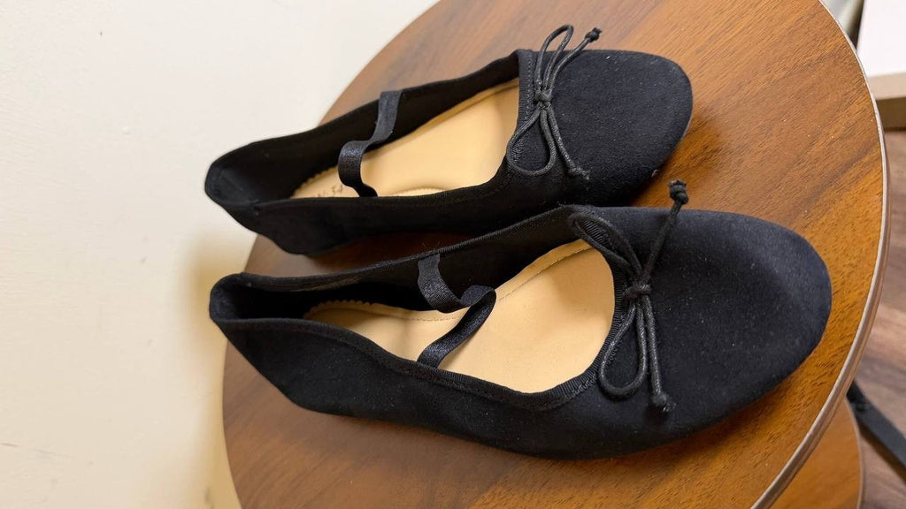ON•34th Farrahh Flats 7M Black Fabric Sparkle Memory Foam NIB msrp$69.90