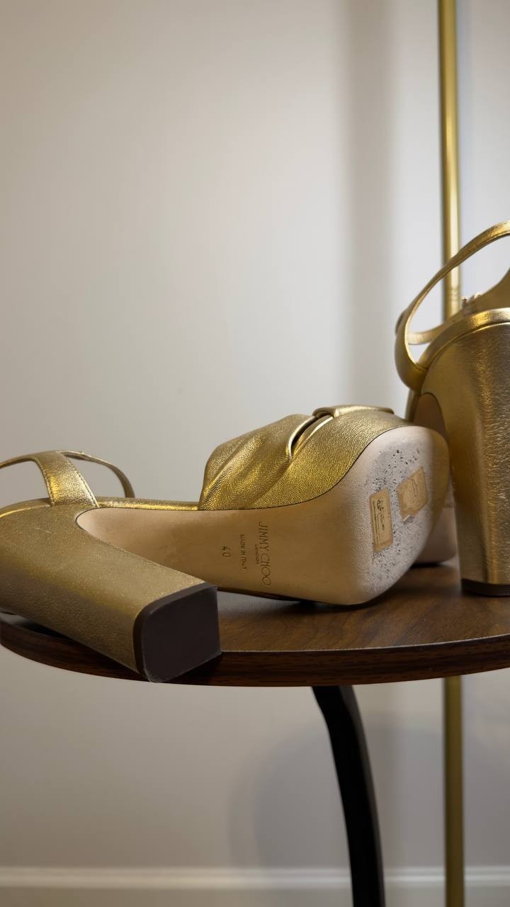 Jimmy  Choo  Platform  Sandals  Gold  Pre‑owned Size 40   $250