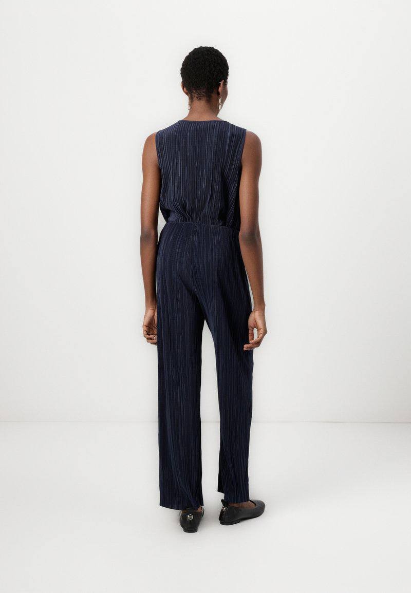 Calvin Klein Plissé Pull‑On Pant Sky Captain S NWT $99