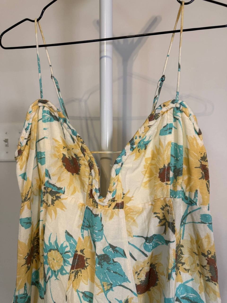 Free People Altura Floral  Mini Dress –Size L–NWT– $128-Small Inside Fabric Pull