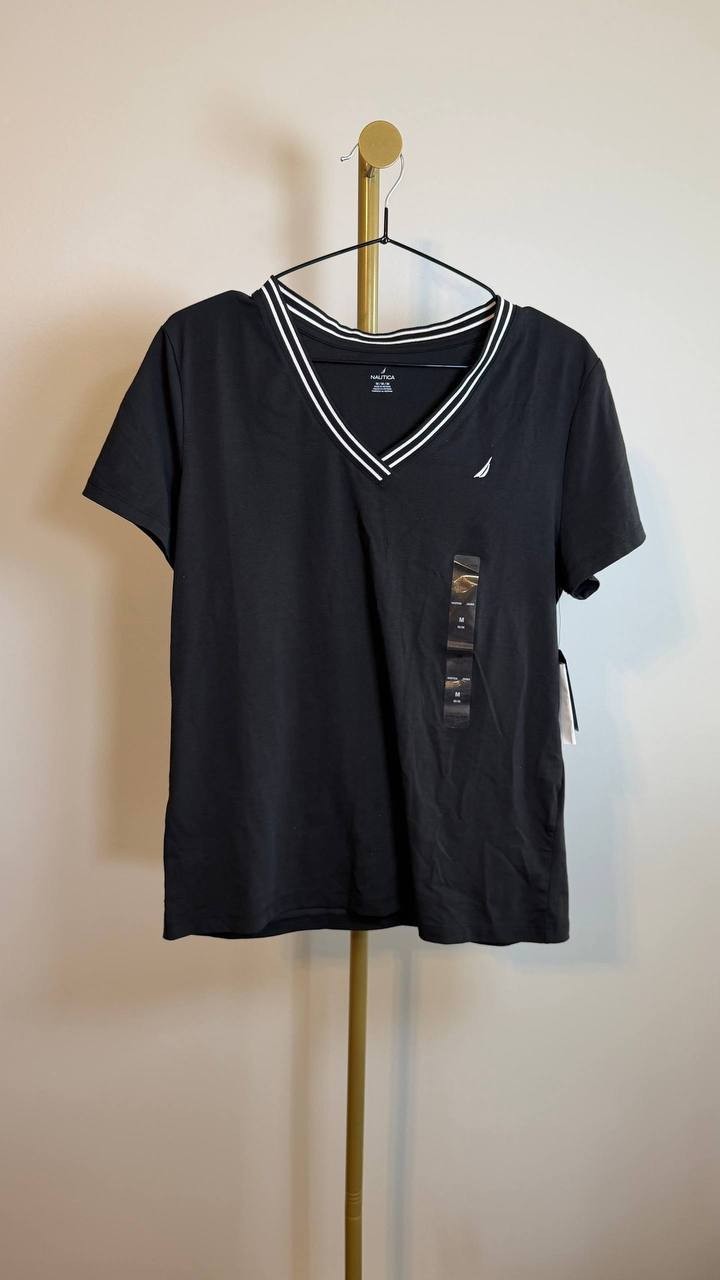 Nautica Women’s T‑Shirt Black Size M NWT $30