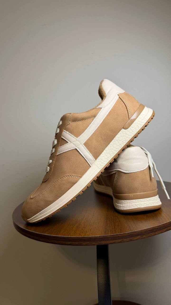 DV Dolce Vita Joque Retro Lace‑Up Sneakers Camel Smooth Women’s 9 NWB