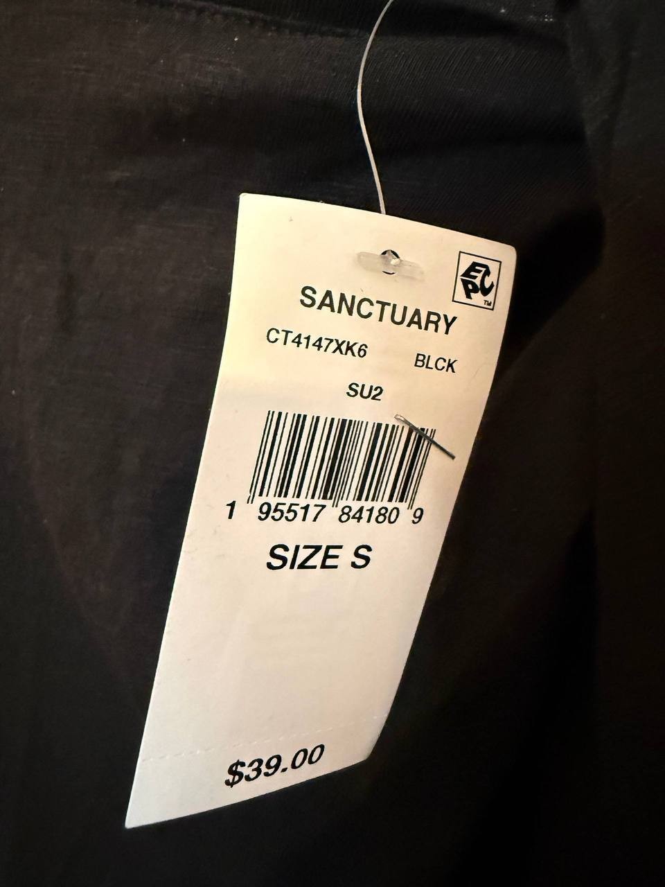 Sanctuary “So Twisted” Asymmetric Muscle T‑Shirt – Size S – NWT – $39