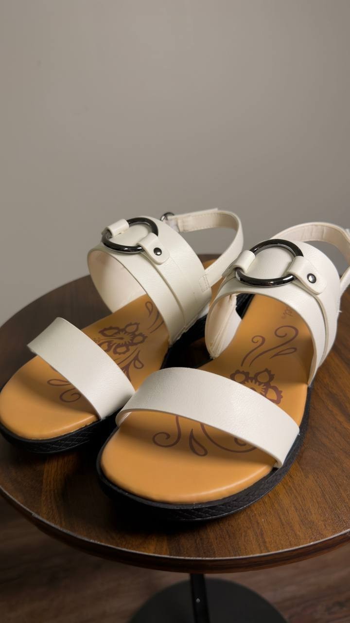 Easy  Street  Cohen  Slingback  Sandals  White  7W  New  $60