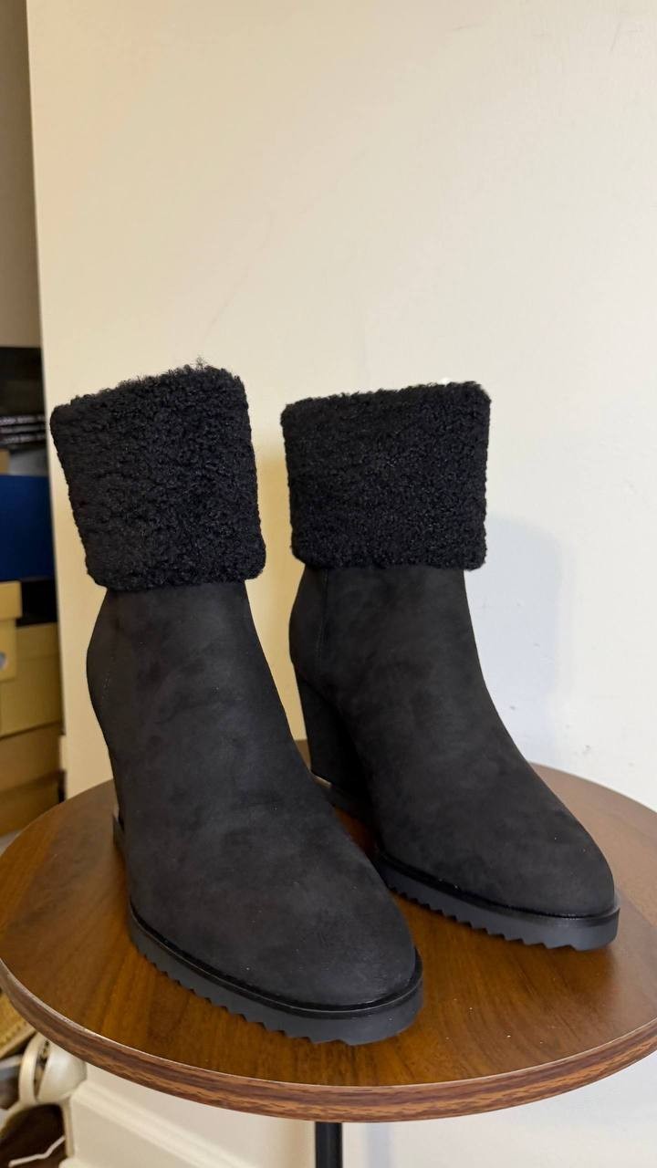 DKNY Black Synthetic Wedge Booties 8M New in Box MSRP $99