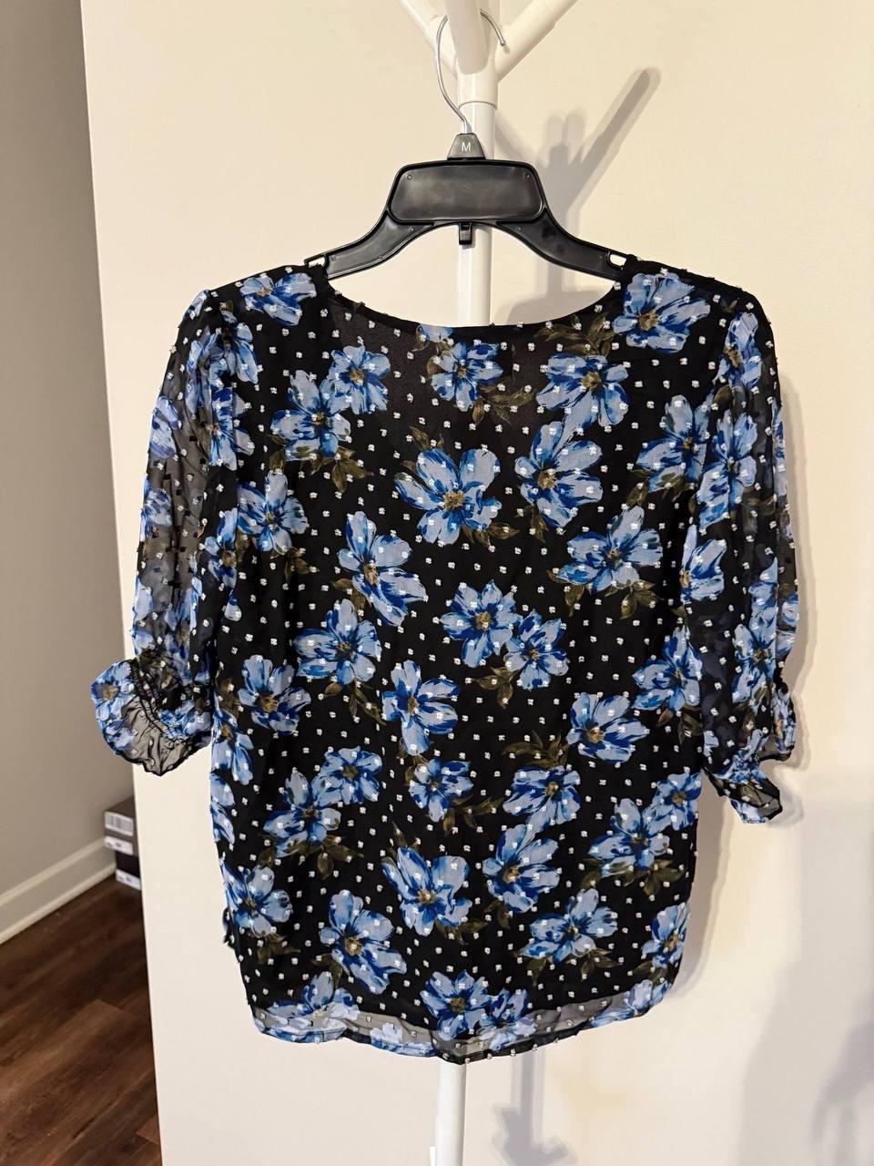 CeCe Print Ruffle‑Cuff Top – Blue Floral – Size S – NWT – $59