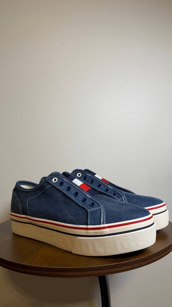 Tommy Hilfiger Balie Sneakers 8.5M Navy Stripe Slip‑On Platform NIB msrp$75