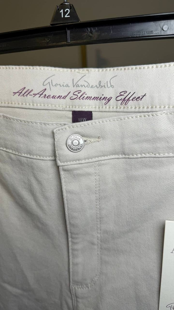 Gloria Vanderbilt Plus Size Amanda Capri Pants Stonewood 20W NWT $50